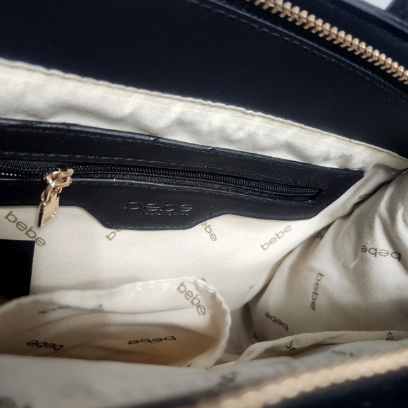 bebe Hana black sachet crossbody bag - Picture 6 of 17